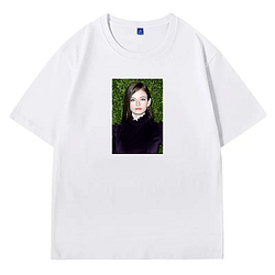 Mackenzie Foy La magie de l'histoire Vibe Mackenzie Foy T-shirts
