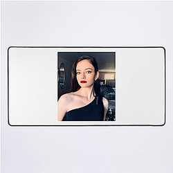 Mackenzie Foy From Twilight to Stardom Style Mackenzie Foy Mouse Pads