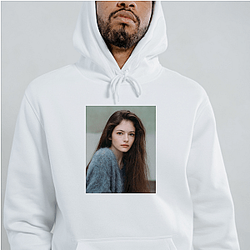 Mackenzie Foy Beauty and Grace Look Mackenzie Foy Hoodies