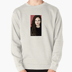Mackenzie Foy A Star in Her Own Right Style Mackenzie Foy Sweatshirts