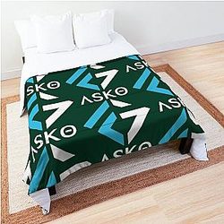 madison beer  Comforter