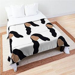 Madison Beer           Comforter
