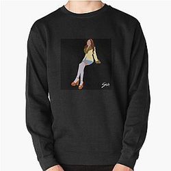 Madison Beer sticker  Pullover Sweatshirt