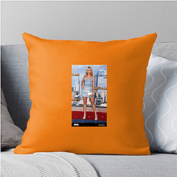 Teen Drama Performer Madison Iseman Pillows Cover