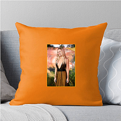 Emerging Film Voice Madison Iseman Pillows Cover