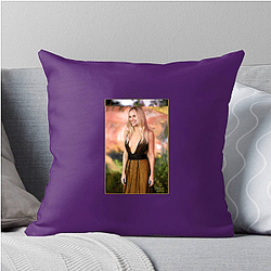 Emerging Film Voice Madison Iseman Pillows Cover