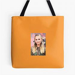 Young Hollywood Talent Madison Iseman Bags
