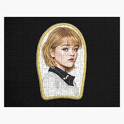 Cute Young Pretty Maisie Peters  Jigsaw Puzzle RB1212