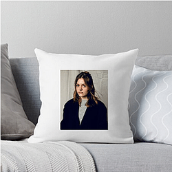 Versatile Performer Maisy Stella Pillows Cover