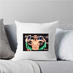 Combat Icon Makhmud Muradov Pillows Cover