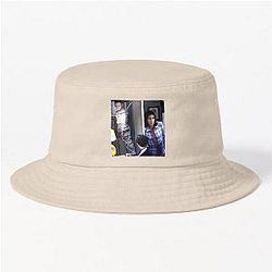 Malcolm in the Middle Lois pierde su sombrero de cubo