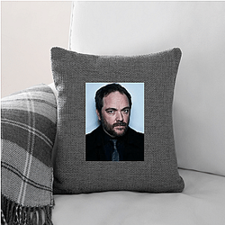 Screen Heartthrob Mark Sheppard Pillows Cover