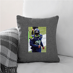 Clutch Performer Marshawn Lynch Pillows Cover