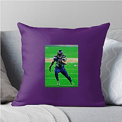 Signal Caller Marshawn Lynch Pillows Cover