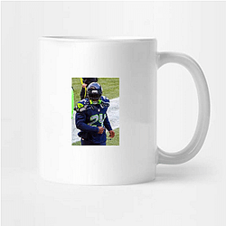 Clutch Performer Marshawn Lynch Mugs