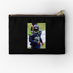 Clutch Performer Marshawn Lynch Zipper Pouches