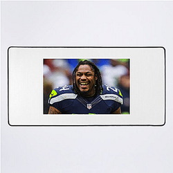 Passing Specialist Marshawn Lynch Mouse Pads