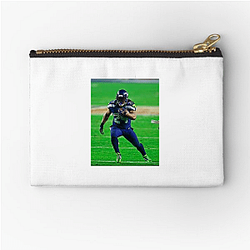 Signal Caller Marshawn Lynch Zipper Pouches