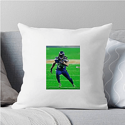 Signal Caller Marshawn Lynch Pillows Cover
