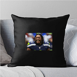 Passing Specialist Marshawn Lynch Pillows Cover
