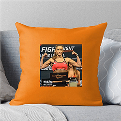 Strawweight Contender Maryna Moroz Pillows Cover
