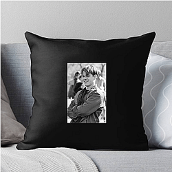 Matt Damon has a long career Matt Damon Pillows Cover