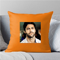 Matthew Daddario won a Teen Choice Award for his role Matthew Daddario Pillows Cover