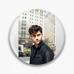 Matthew Daddario also appeared in the film Naomi and Ely's No Kiss List Matthew Daddario Pins