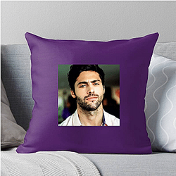 Matthew Daddario won a Teen Choice Award for his role Matthew Daddario Pillows Cover
