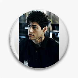 Matthew Daddario is an American actor Matthew Daddario Pins