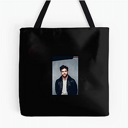 Matthew Daddario is the brother of actress Alexandra Daddario Matthew Daddario Bags