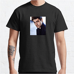 Matthew Daddario played the character Alec Lightwood Matthew Daddario T-Shirts