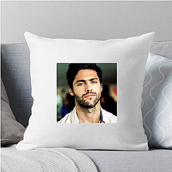Matthew Daddario won a Teen Choice Award for his role Matthew Daddario Pillows Cover