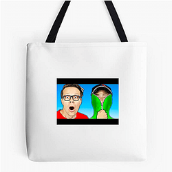 Brand-Safe Entertainer Matt Slay Bags