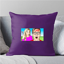Puzzle Adventure Builder Matt Slay Pillows Cover