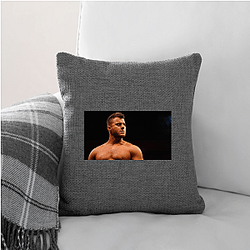 Main Eventer Maxwell Jacob Friedman Pillows Cover