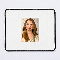Versatile Actress Maya Rudolph Mouse Pads