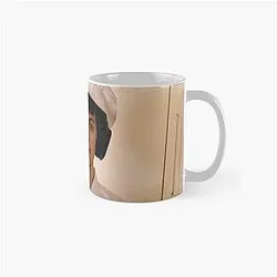 GeorgeNotFound Mugs - GeorgeNotFound holding knife Classic Mug RB0906