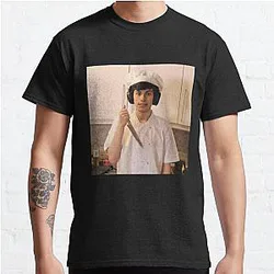 GeorgeNotFound T-Shirts - GeorgeNotFound holding knife Classic T-Shirt RB0906