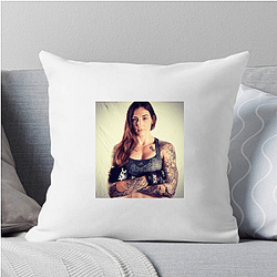 Tall Striker Megan Anderson Pillows Cover