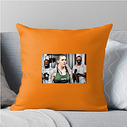 Featherweight Contender Megan Anderson Pillows Cover