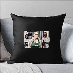 Featherweight Contender Megan Anderson Pillows Cover