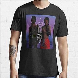 MGMT Oracular Spectacular  Essential T-Shirt