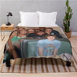 Michael Cera and Aubrey Plaza - Throw Blanket