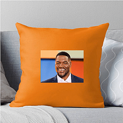 Playmaker Leader Michael Strahan Pillows Cover