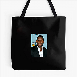 Offensive Commander Michael Strahan Bags