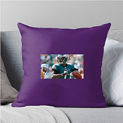 Game Manager Michael Vick Pillows Cover