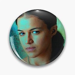 Michelle Rodriguez - Beauty Pin