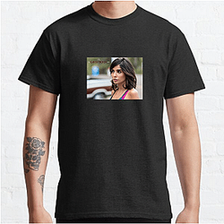 Glamorous Diva Mikaela Hoover T-Shirts