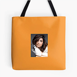 Breakout Actress Mikaela Hoover Bags
